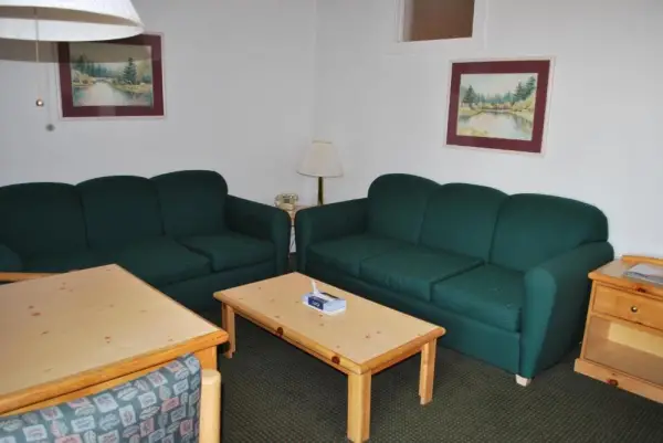 Central Motel 8