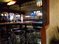 Restaurant near Central Motel